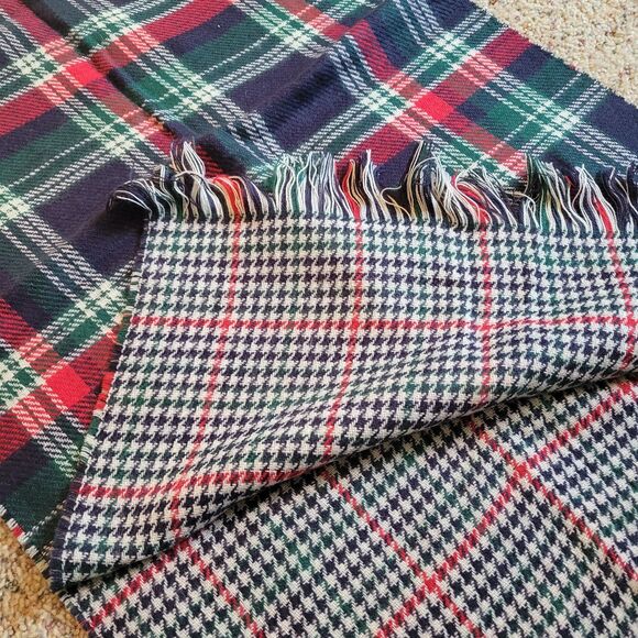 NEW Women's Large Reversible Scarf - Picture 1 of 3